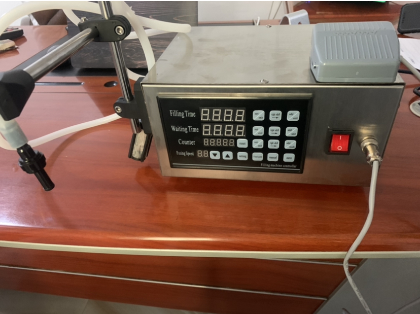 Bottle Liquid Filling Machine